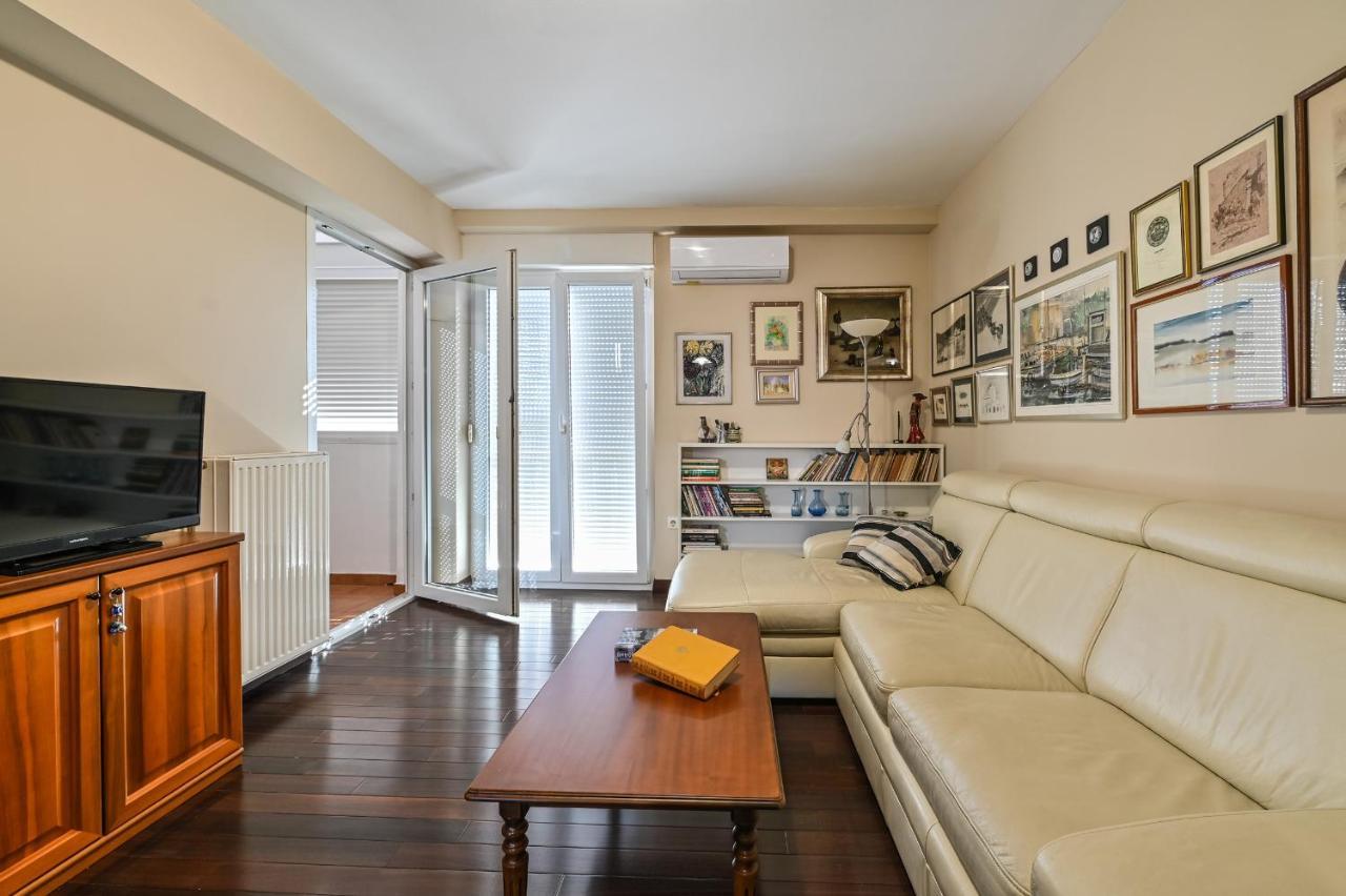 Dada -excellent Nearby Old Apartment *